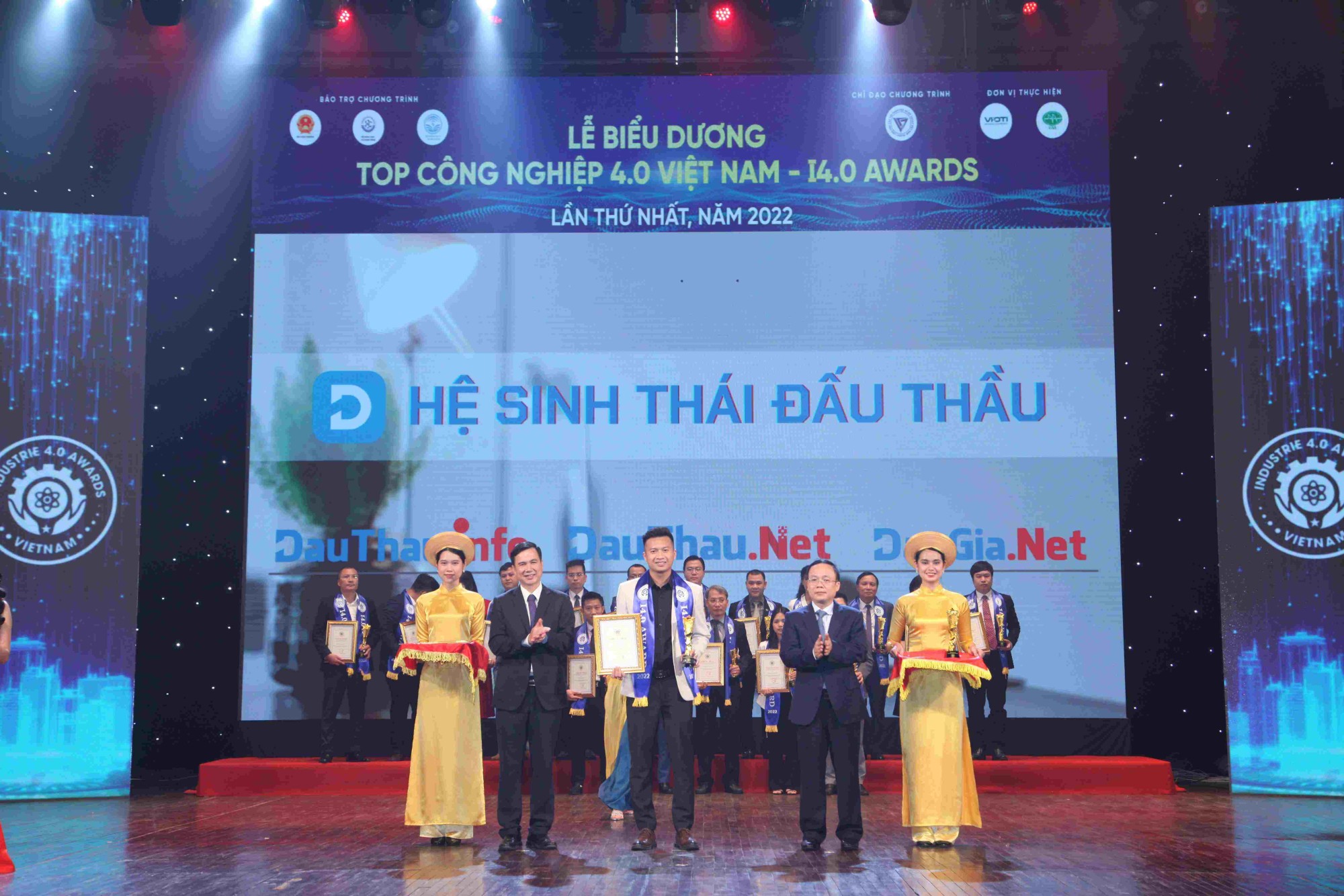 TOP Công nghiệp 4.0 Việt Nam 2022: Hệ sinh thái Đấu Thầu...