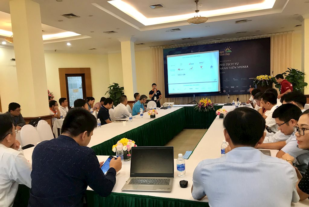 ICTNEWS: Doanh nghiệp phần mềm nguồn mở “khoe” các dịch vụ,...