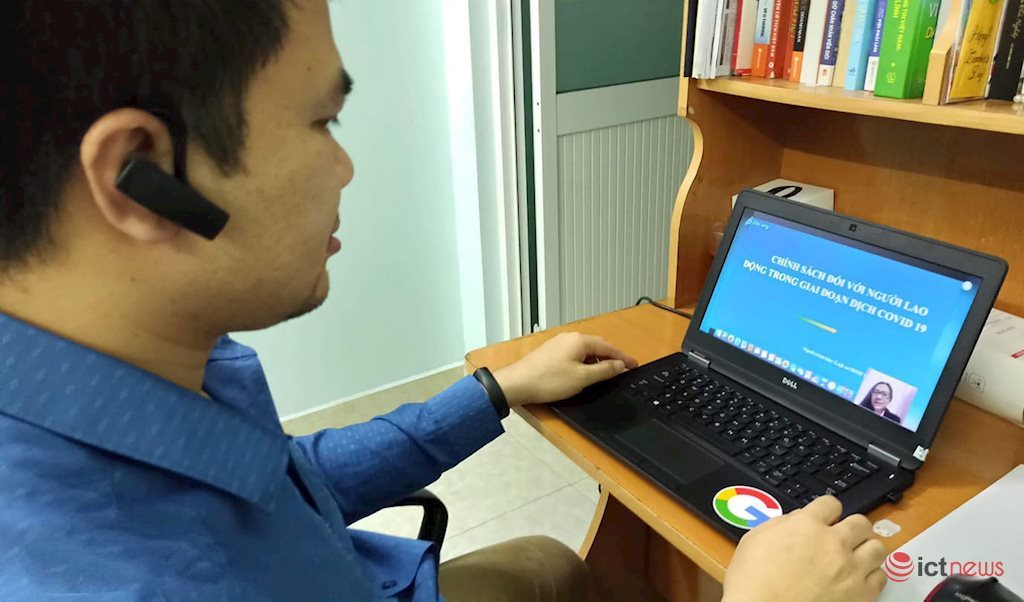 Nhanh chóng chuyển đổi số: Việc đúng nên làm để sống chung...