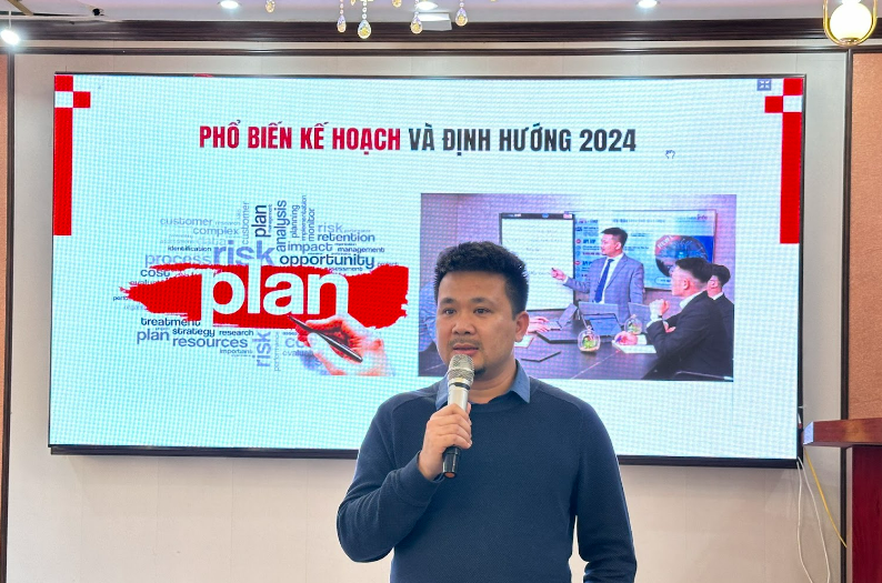 Tổng giám đốc VINADES phổ biến kế hoạch và định hướng 2024