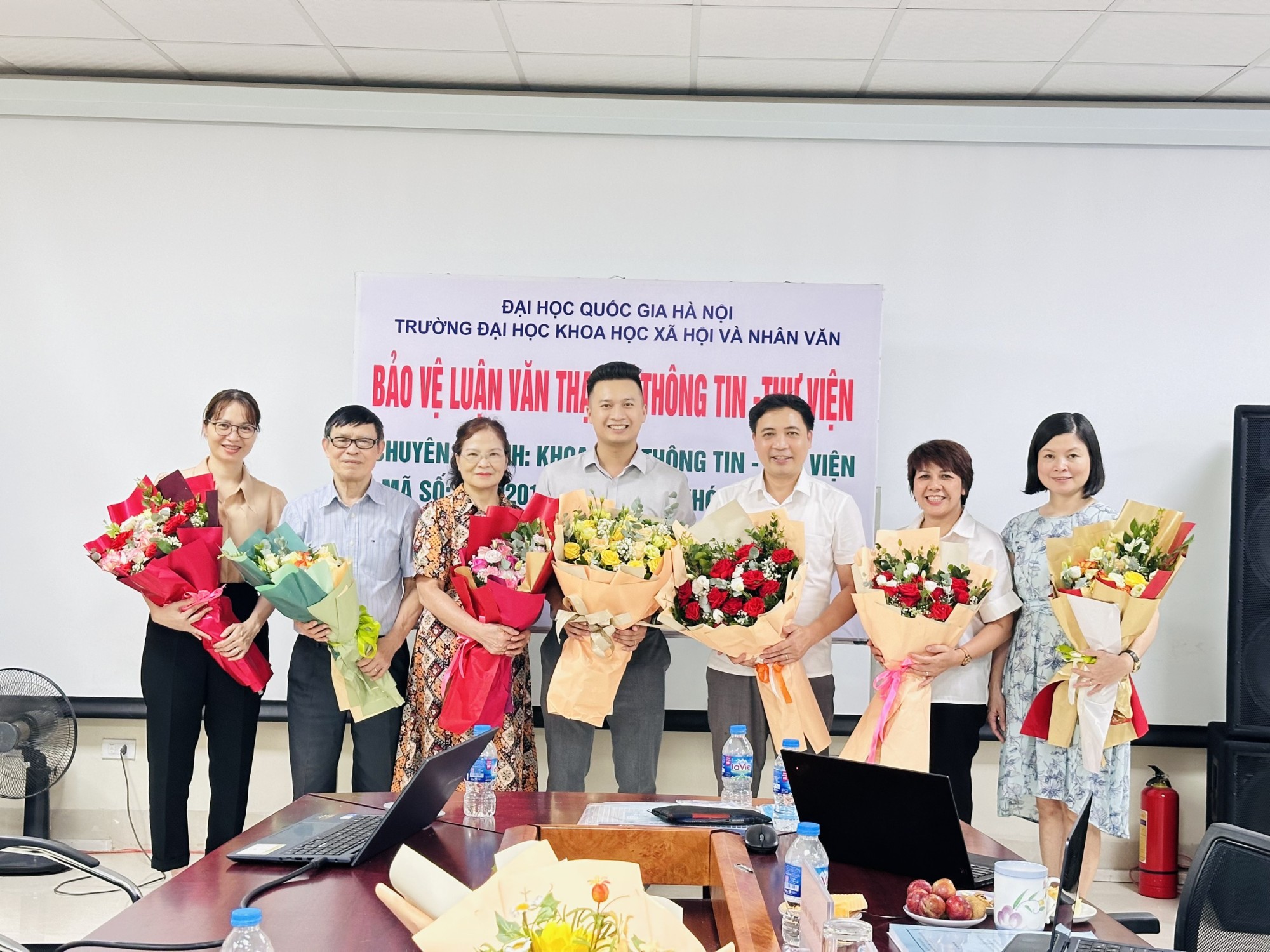 CEO HSTĐT bảo vệ luận văn ThS